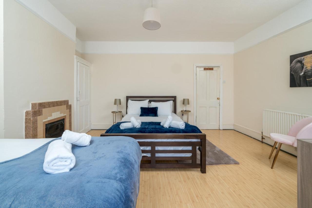 Homely 4-Bedroom Home With 2 Baths & Free Parking London Ngoại thất bức ảnh